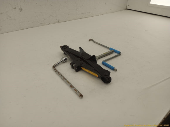 Lexus SC430 Vehicle Jack & Tools