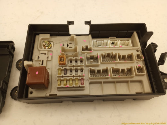 Lexus SC430 Rear Trunk Fuse Box