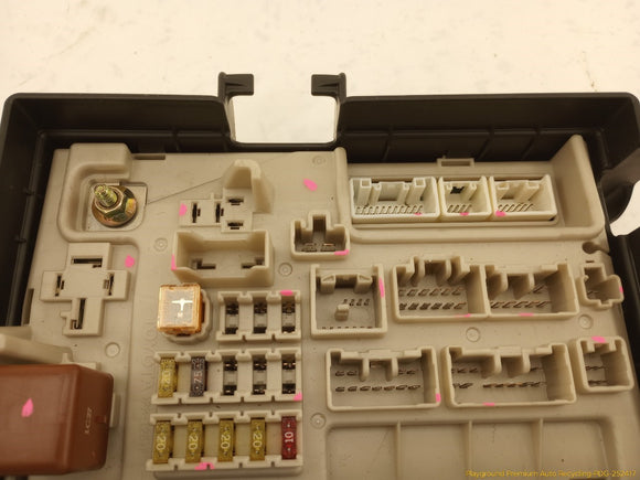 Lexus SC430 Rear Trunk Fuse Box