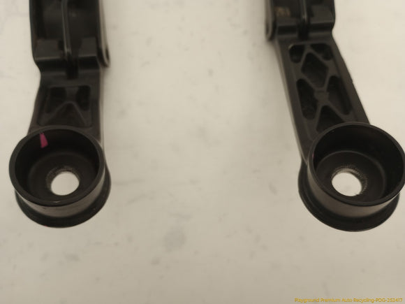 Lexus SC430 Pair Of Windshield Wiper Arms