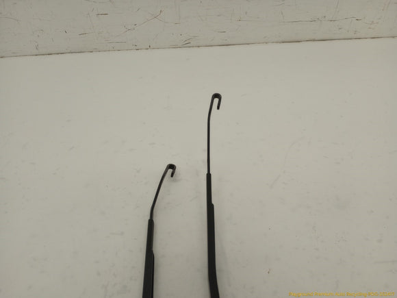 Lexus SC430 Pair Of Windshield Wiper Arms