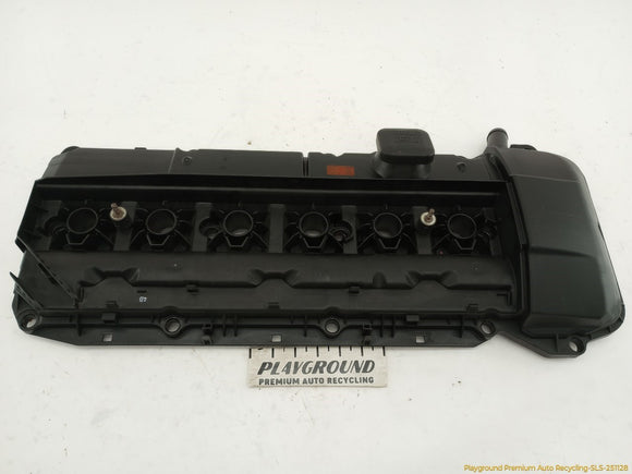 BMW Z4 Engine Valve Cover