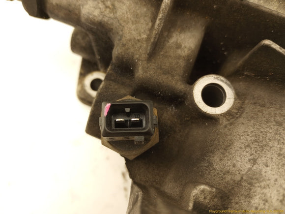 BMW Z4 Oil Filter Housing