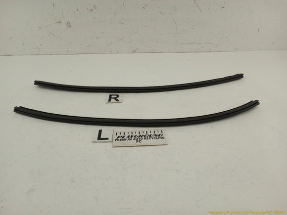 BMW Z3 Pair Of Inner Window Seal Weatherstrip
