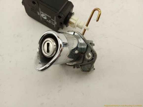 BMW Z3 Trunk Lid Lock Mechanism