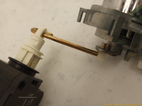 BMW Z3 Trunk Lid Lock Mechanism
