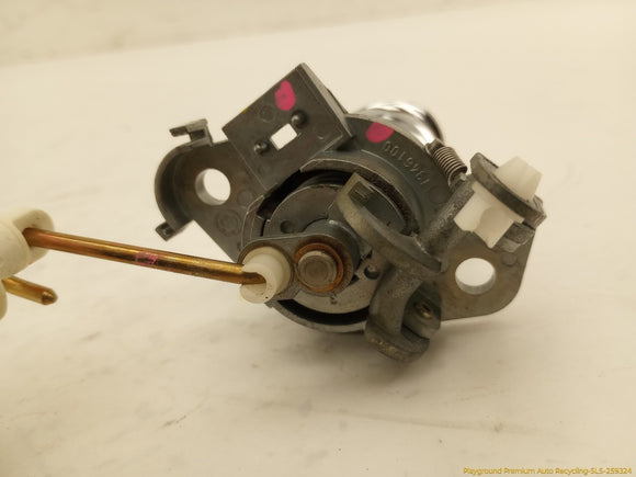 BMW Z3 Trunk Lid Lock Mechanism