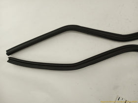 BMW Z3 Trunk Lid Weatherstrip - 0