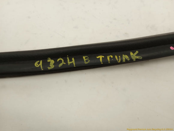 BMW Z3 Trunk Lid Weatherstrip