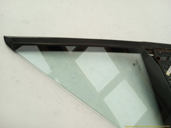 BMW Z3 Front Left Door Vent Glass