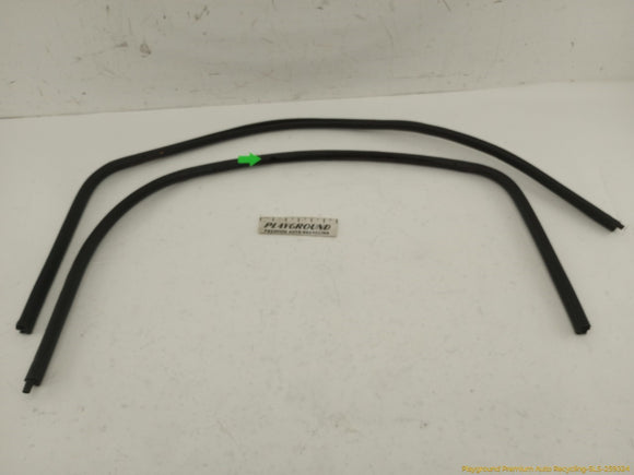 BMW Z3 Set Of Upper Door Seal Weatherstrips