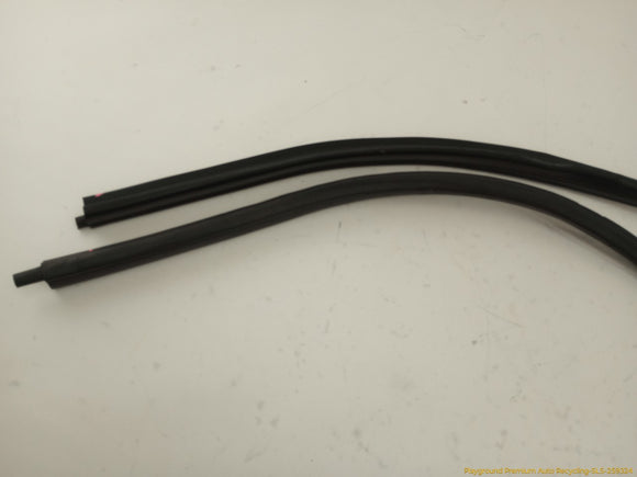 BMW Z3 Set Of Upper Door Seal Weatherstrips