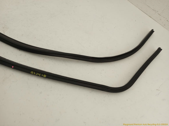 BMW Z3 Set Of Upper Door Seal Weatherstrips