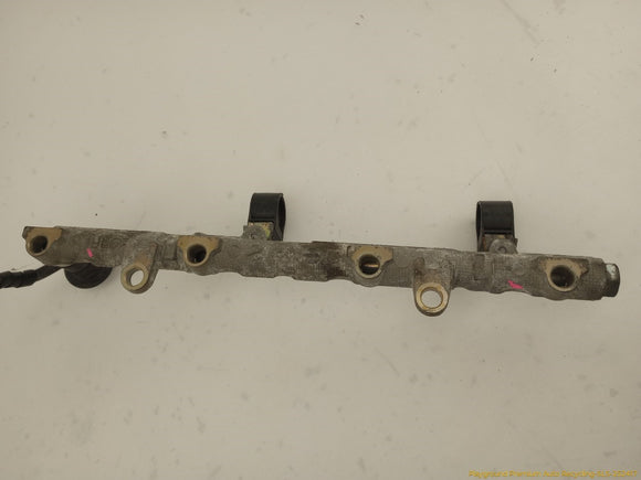 Lexus SC430 Fuel Rail Set