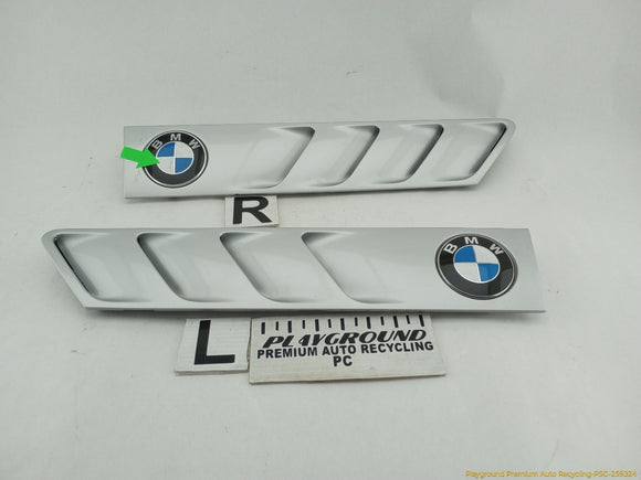 BMW Z3 Pair Of Front Fender Vent Grille