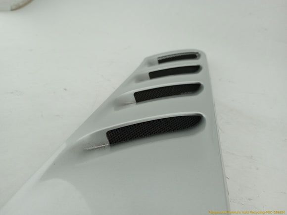 BMW Z3 Pair Of Front Fender Vent Grille