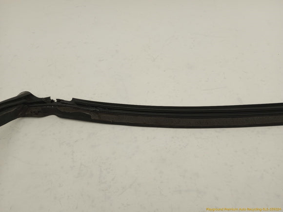 BMW Z3 Front Windshield Seal Weatherstrip