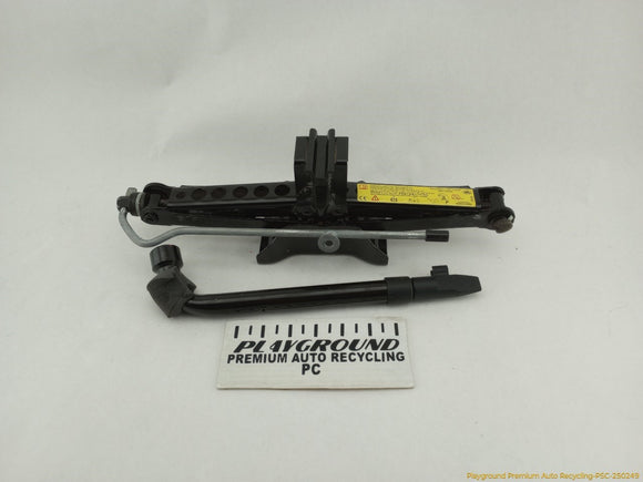 Land Rover Evoque Vehicle Jack & Tools