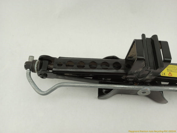 Land Rover Evoque Vehicle Jack & Tools