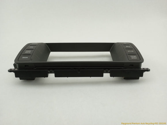 Land Rover Evoque Radio Screen Surround Control Panel
