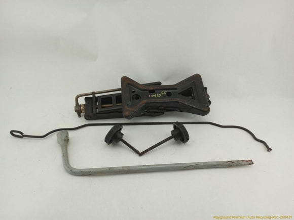 Pontiac Fiero Vehicle Jack & Tools