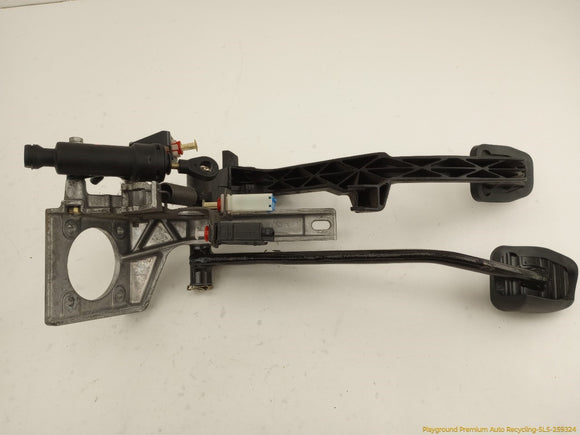 BMW Z3 Clutch & Brake Pedal Assembly