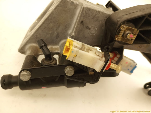 BMW Z3 Clutch & Brake Pedal Assembly