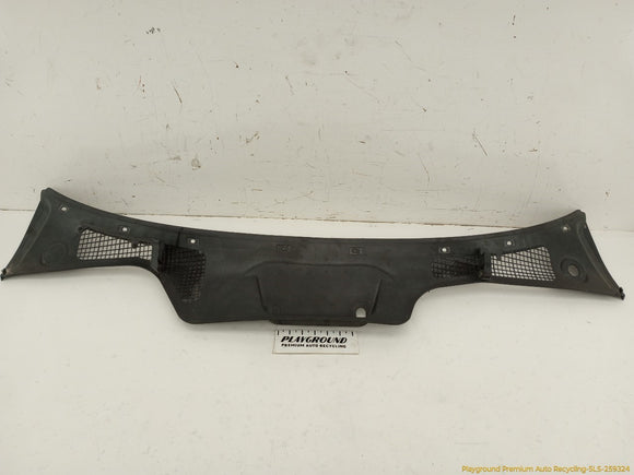 BMW Z3 Cowl Vent Panel