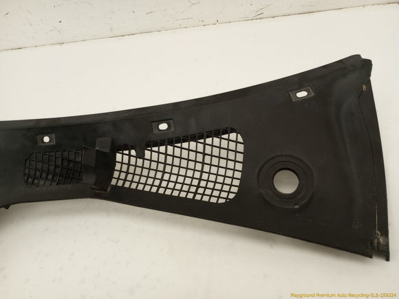 BMW Z3 Cowl Vent Panel