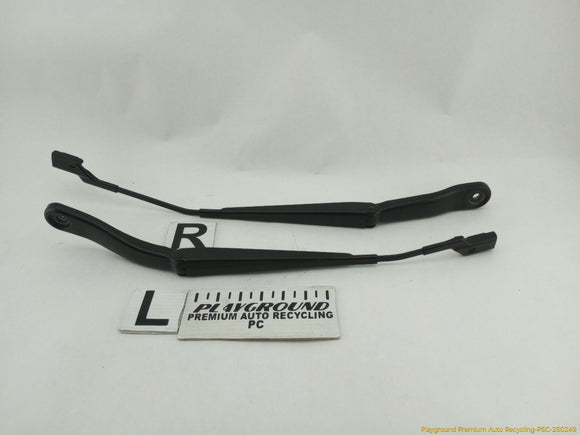 Land Rover Evoque Pair Of Windshield Wiper Arms