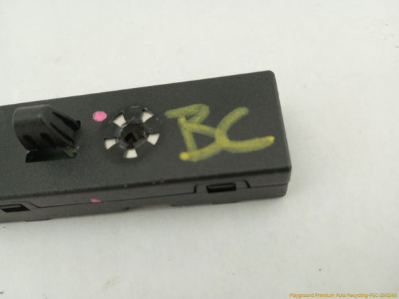 Land Rover Evoque Aerial Antenna Amplifier