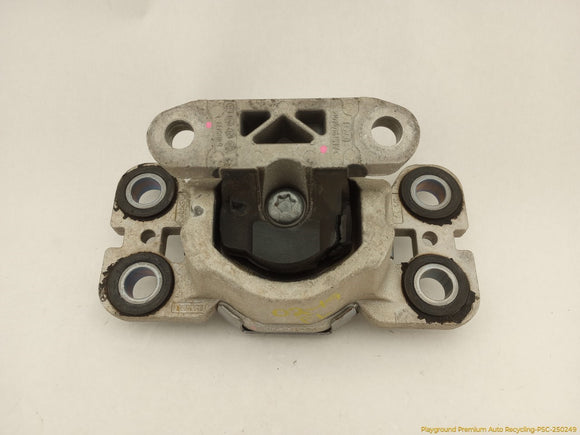 Land Rover Evoque Driver Left Engine Mounting Bracket