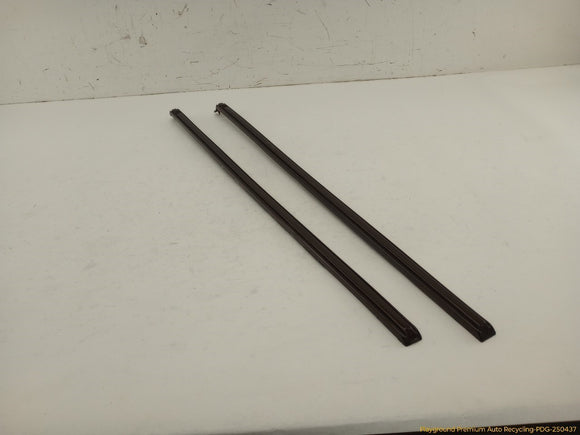 Pontiac Fiero Pair Of Window Molding Strip Trim