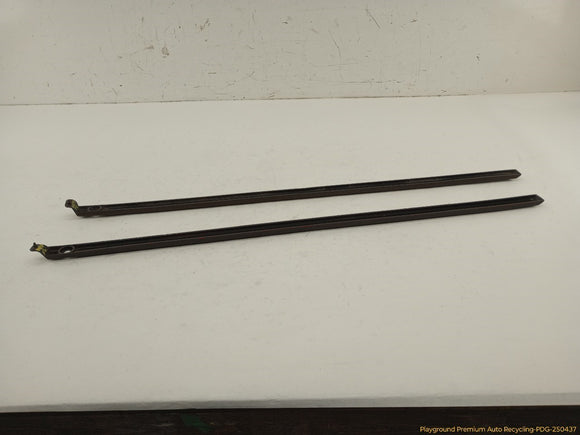 Pontiac Fiero Pair Of Window Molding Strip Trim