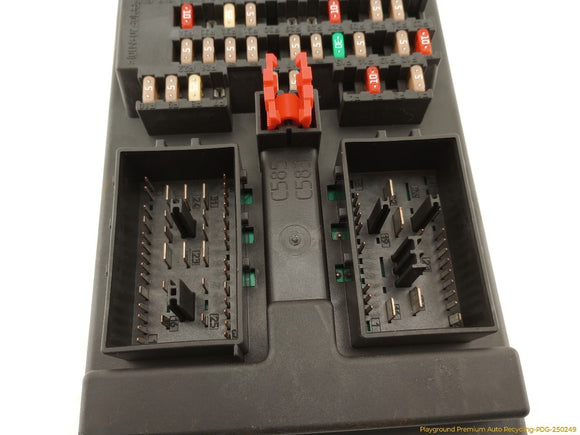 Land Rover Evoque Front Right Fuse Box