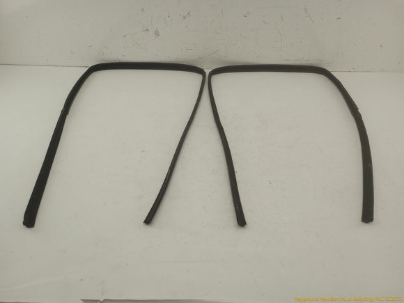 Ford Bronco Pair Of Front Door Weatherstrip Seal