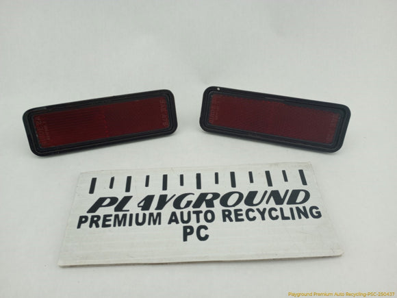 Pontiac Fiero Pair Of Rear Bumper Reflectors