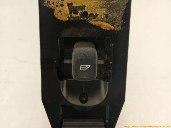 Volvo V70 Passenger Front Power Window Switch