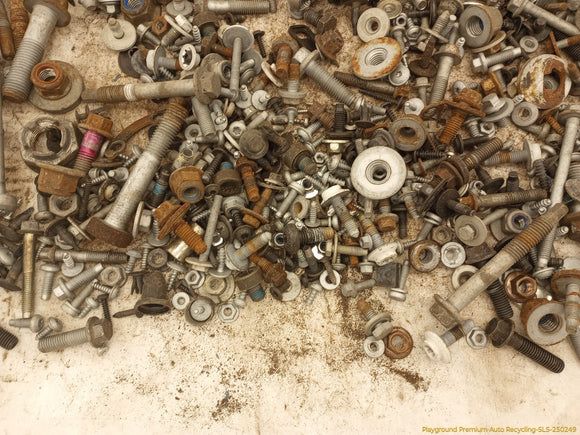 Land Rover Evoque Dismantling Hardware Fasteners Bolts & Nuts