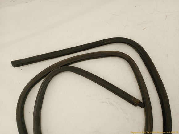 Ford Bronco Pair Of Front Window Frame Seal Weatherstrips