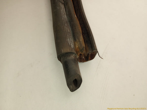 Ford Bronco Pair Of Front Window Frame Seal Weatherstrips