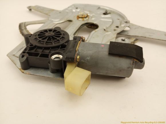 Volvo V70 Passenger Right Front Window Regulator
