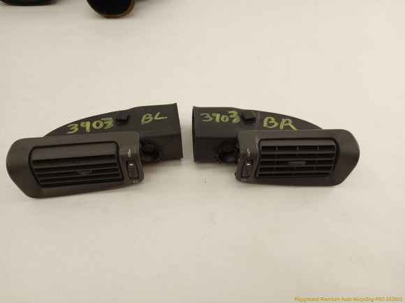 Volvo V70 Set Of Air Vents