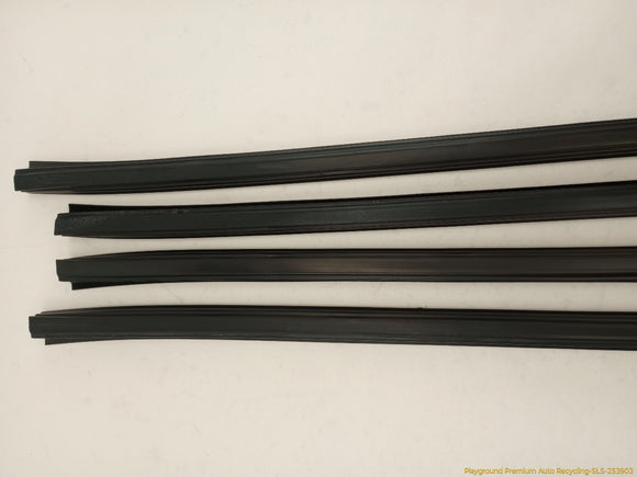Volvo V70 Set Of 8 Window Sweep Trim