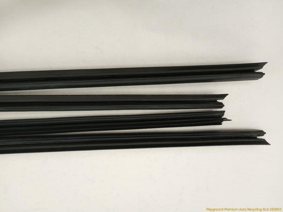 Volvo V70 Set Of 8 Window Sweep Trim
