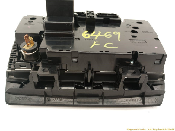 Volvo V70 Climate Control Panel