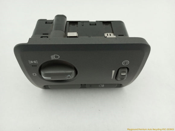 Volvo V70 Head Lamp Control Switch