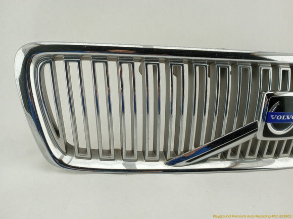 Volvo V70 Front Bumper Radiator Grille