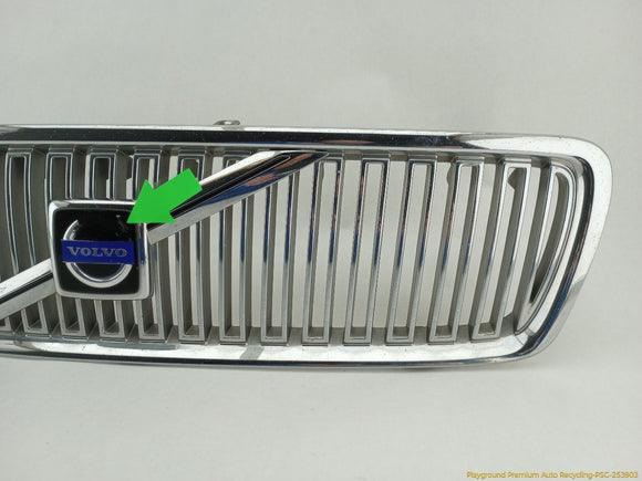 Volvo V70 Front Bumper Radiator Grille