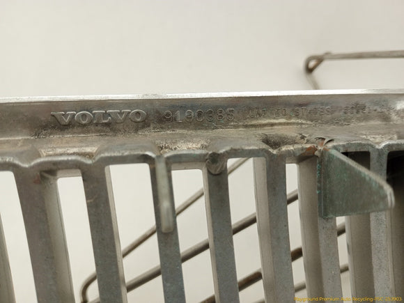 Volvo V70 Front Bumper Radiator Grille